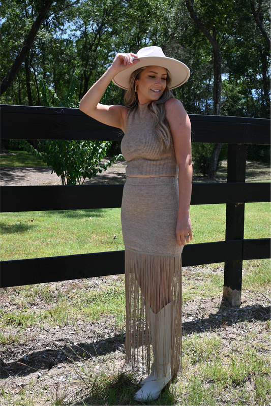 Model is showing the country Chic Fringe Set paired with the ivory dakota MIA boots and ivory faux leather band fedora hat.